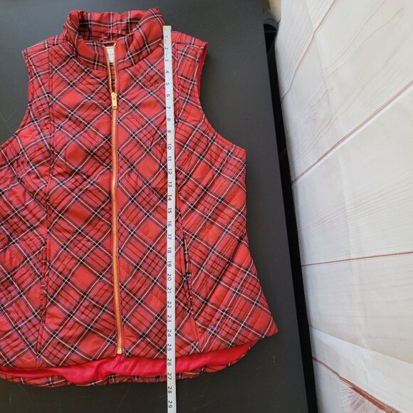 Charter Club Women’s L Quilted Vest, Red Plaid Puffer Zip-up, Warm Fall Vest - Picture 7 of 7
